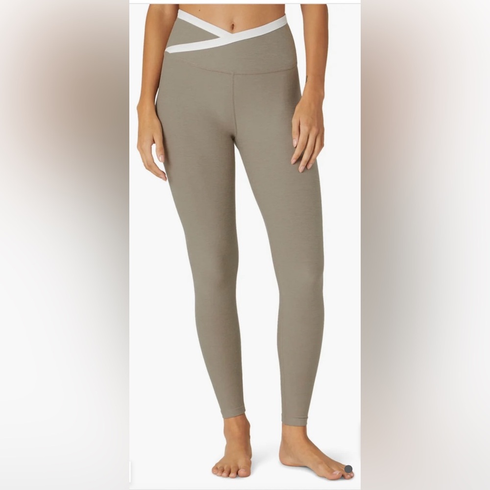 Beyond Yoga Spacedye Outlines High Waisted Midi Leggings Medium